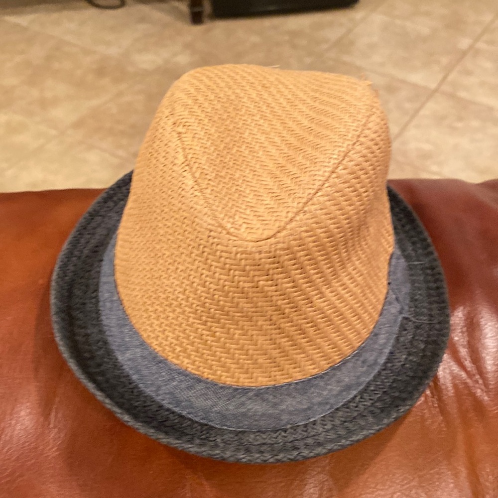 Children’s place fedora hat size 4 to 6